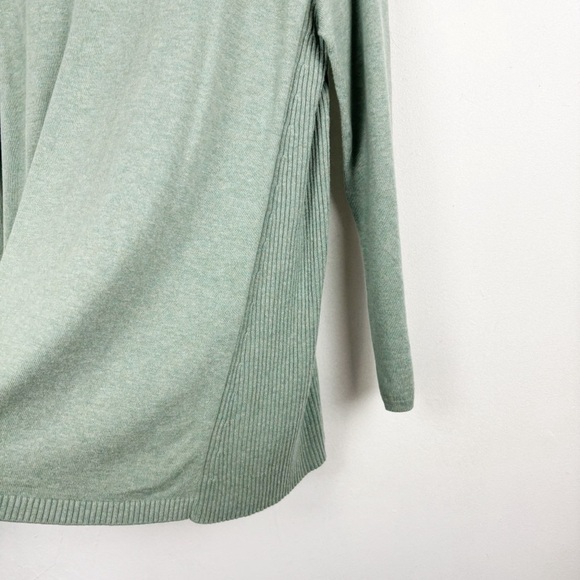 J. Jill Pistachio Green Tunic Scoop Neck Sweater Top Sz M - Picture 5 of 5
